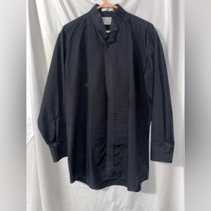 Kyle Thomas Black Button-Up Shirt